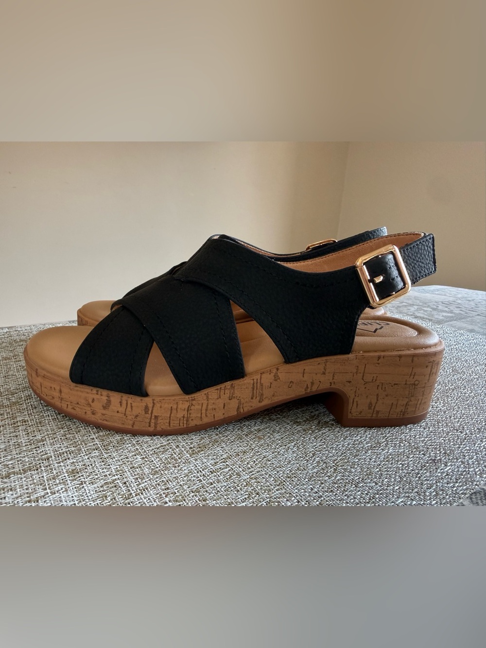 Cliffs by WHITE MOUNTAIN Black Crisscross Platform Sandal with Gold Buckle